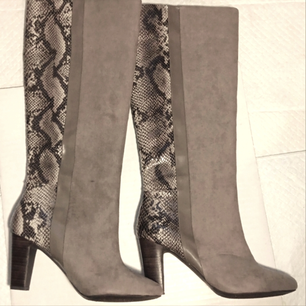 COSMOPOLITAN RETRO KNEE HIGH BOOT. OLIVE/TAUPE/SNAKE. SIZE 8.5.